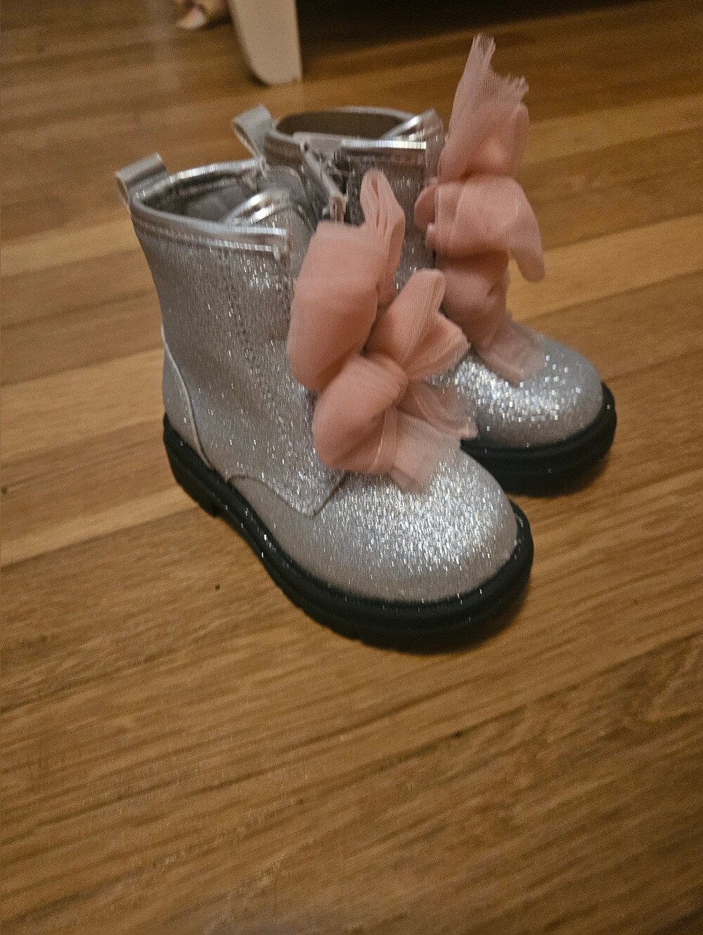 Baby NWT cupcake Couture Sparkle Boots